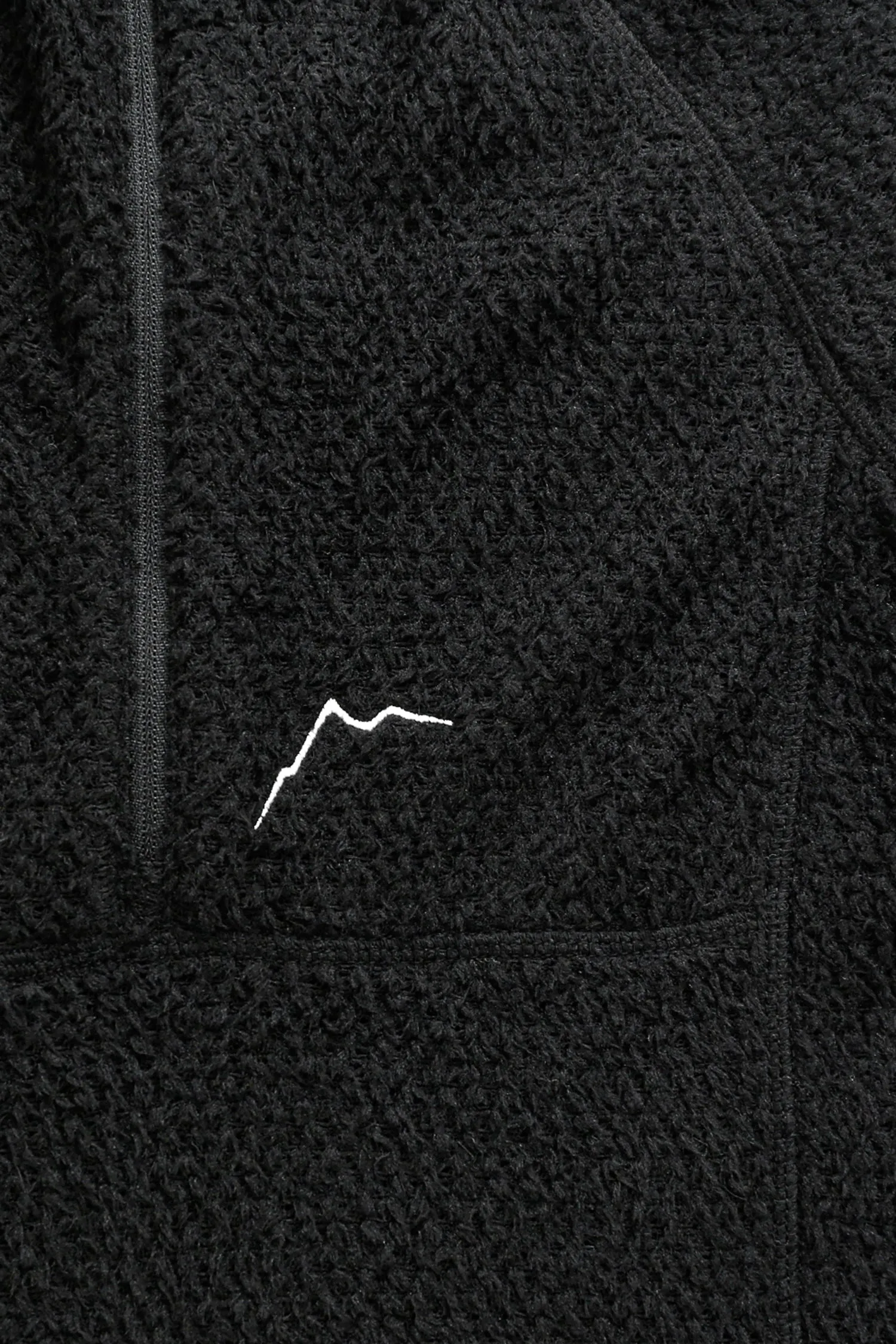 Alpha Pullover